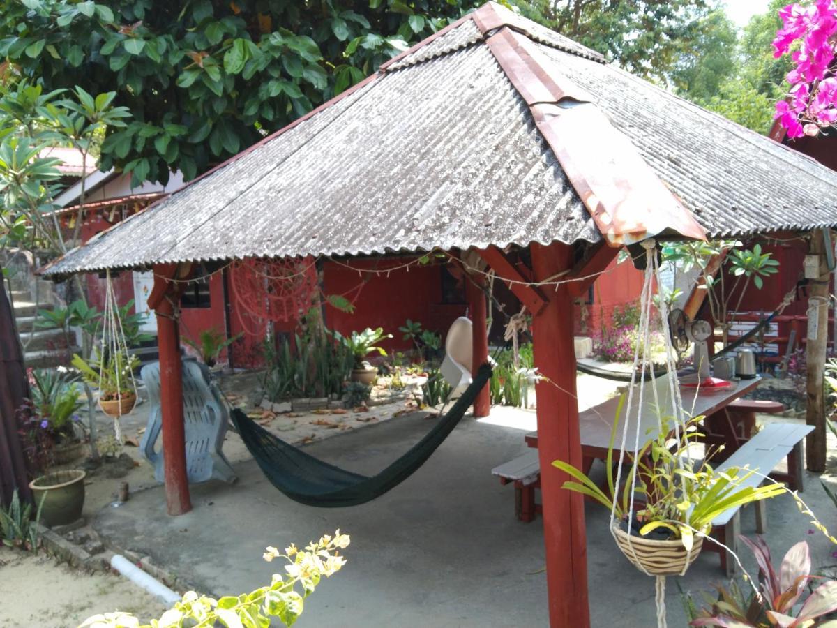 Hotel Nazri Nipah Camp Pangkor Kampung Teluk Nipah Esterno foto