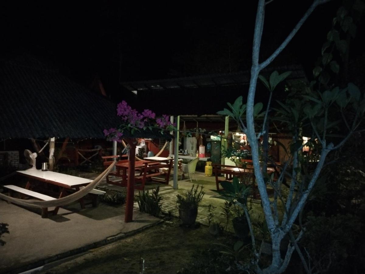 Hotel Nazri Nipah Camp Pangkor Kampung Teluk Nipah Esterno foto