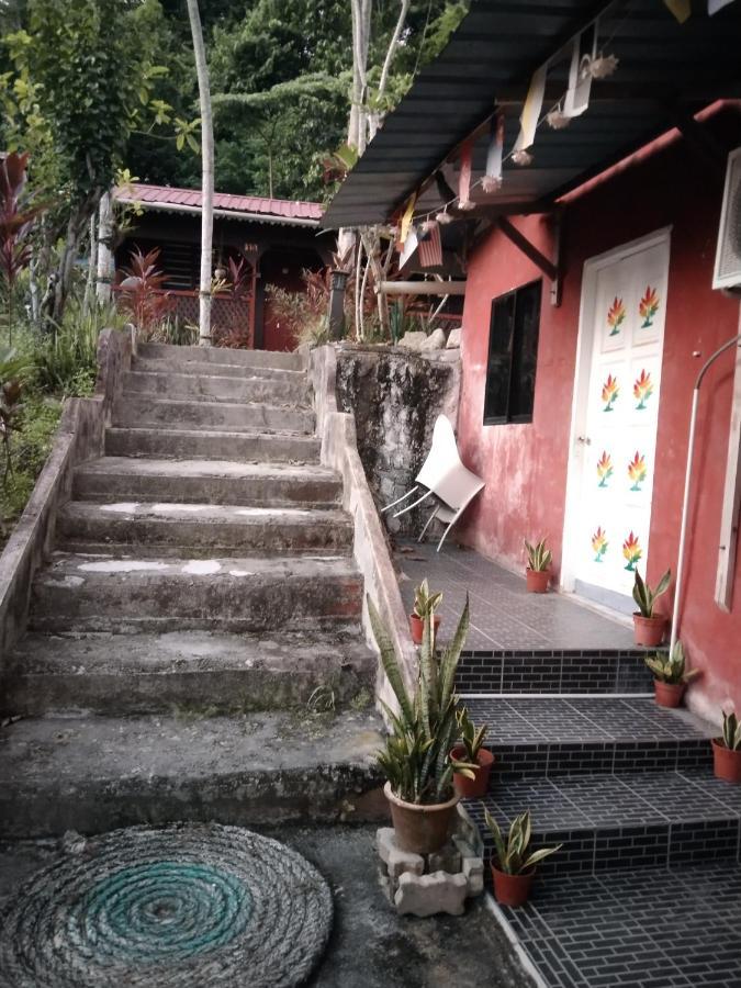 Hotel Nazri Nipah Camp Pangkor Kampung Teluk Nipah Esterno foto
